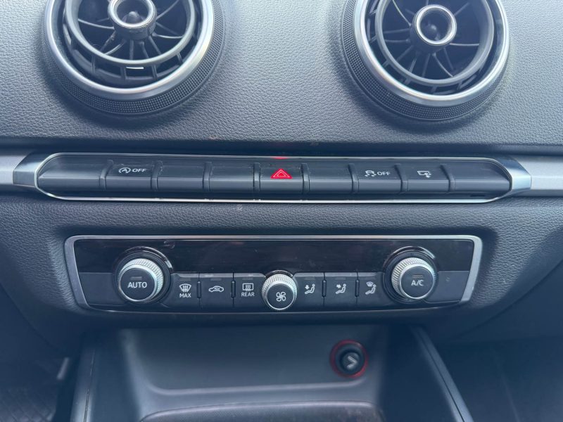 AUDI A3 Sportback 2.0 TDi 16V FAP S-Tronic6 S&S 150 cv Boîte auto