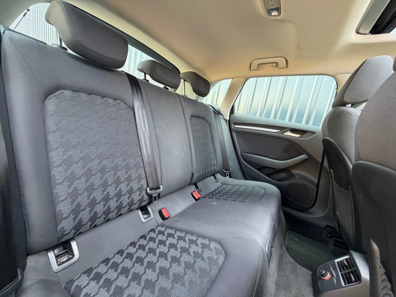 AUDI A3 Sportback 2.0 TDi 16V FAP S-Tronic6 S&S 150 cv Boîte auto
