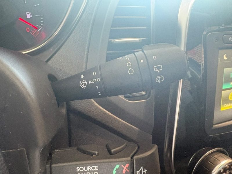 🚗 RENAULT CAPTUR 0.9 TCe 90 Intens energy 📷 Caméra de recul • 🧊 Climatisation • 🎵 Bluetooth
