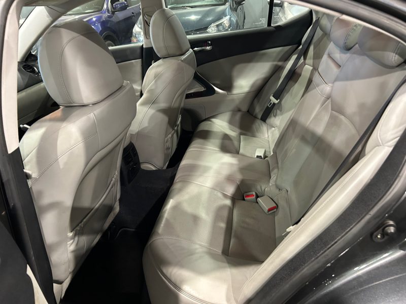 LEXUS IS IS 220D 177CH PACK SPORT 
