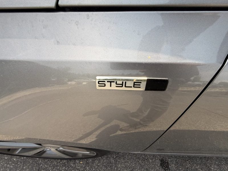 PEUGEOT 308 II 1.2 110 STYLE 2017