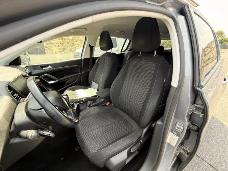 PEUGEOT 308 II 1.2 110 STYLE 2017