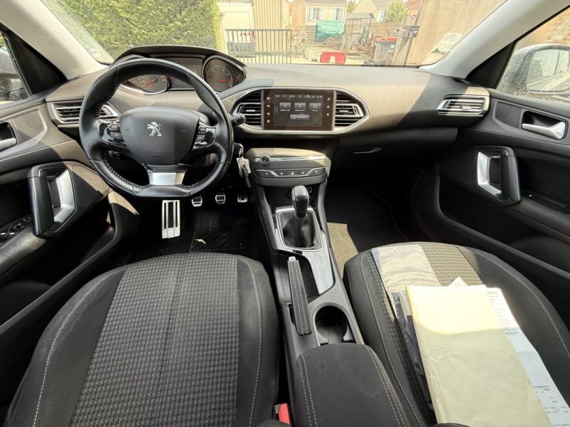PEUGEOT 308 II 1.2 110 STYLE 2017