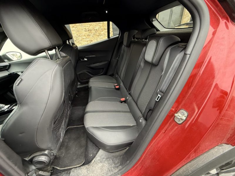 PEUGEOT 2008 II GT LINE  1.5 BLUE HDI 130 ALLURE EAT 2020