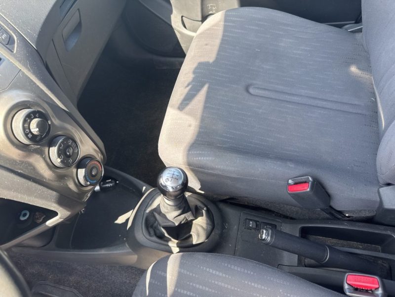 TOYOTA YARIS 1.3 VVT 101ch CONFORT STOP AND START 2009