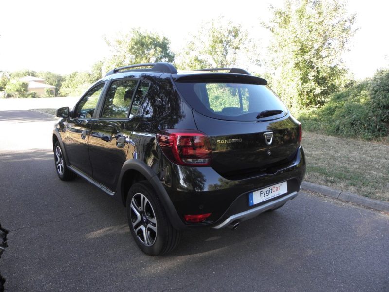 Dacia Sandero II 1.0 TCe 100ch Stepway • 1ère main • Entretien Dacia