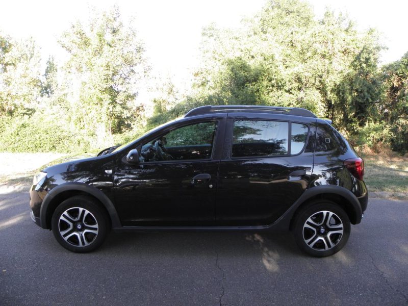 Dacia Sandero II 1.0 TCe 100ch Stepway • 1ère main • Entretien Dacia