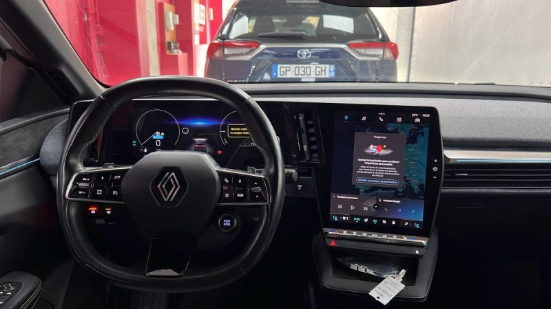 RENAUL MEGANE E-TECH TECHNO EV60 OPTIMUM CHARGE 220cv/1 ERE MAIN/TVA RECUPERABLE