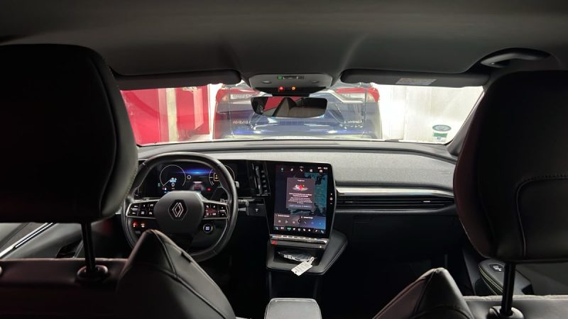 RENAUL MEGANE E-TECH TECHNO EV60 OPTIMUM CHARGE 220cv/1 ERE MAIN/TVA RECUPERABLE