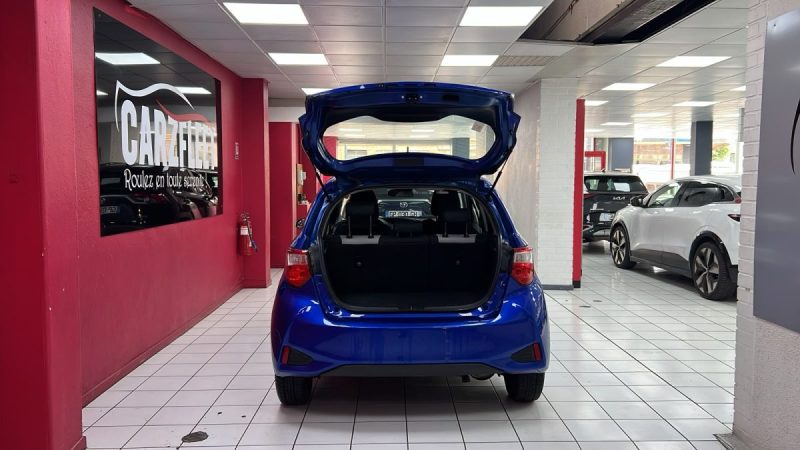 TOYOTA YARIS FRANCE BUSINESS AUTO 100cv HYBRIDE/1 ERE MAIN/TVA RECUPERABLE