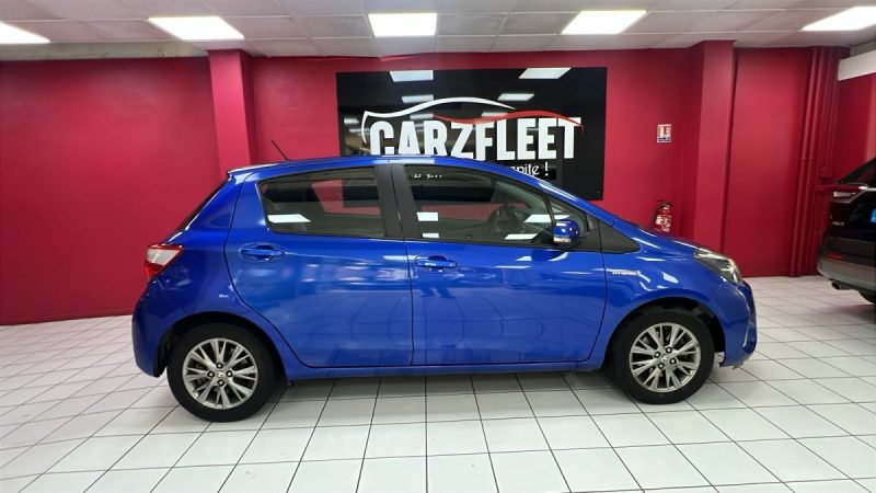 TOYOTA YARIS FRANCE BUSINESS AUTO 100cv HYBRIDE/1 ERE MAIN/TVA RECUPERABLE