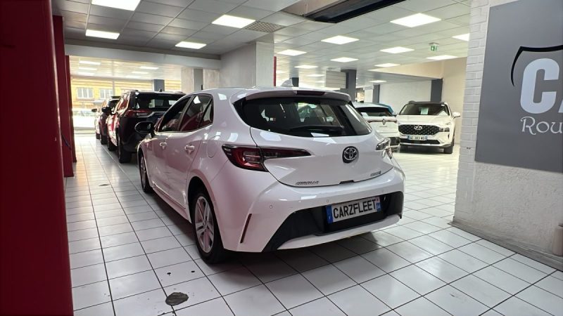 TOYOTA COROLLA BERLINE HYBRIDE 1.8 DYNAMIC BUSINESS 122cv/1 ERE MAIN/TVA RECUPERABLE