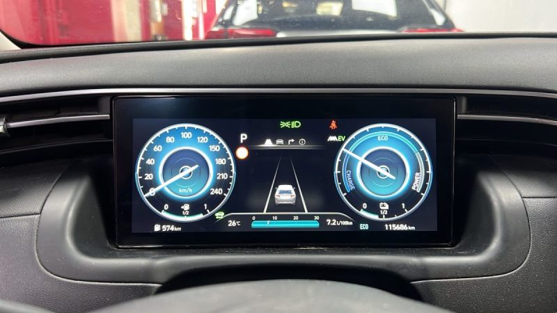 HYUNDAI TUCSON 1.6 SUV HYBRIDE ESSENCE 230cv BUSINESS/1 ERE MAIN/TVA RECUPERABLE