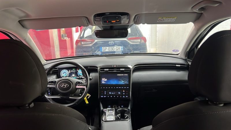 HYUNDAI TUCSON 1.6 SUV HYBRIDE ESSENCE 230cv BUSINESS/1 ERE MAIN/TVA RECUPERABLE