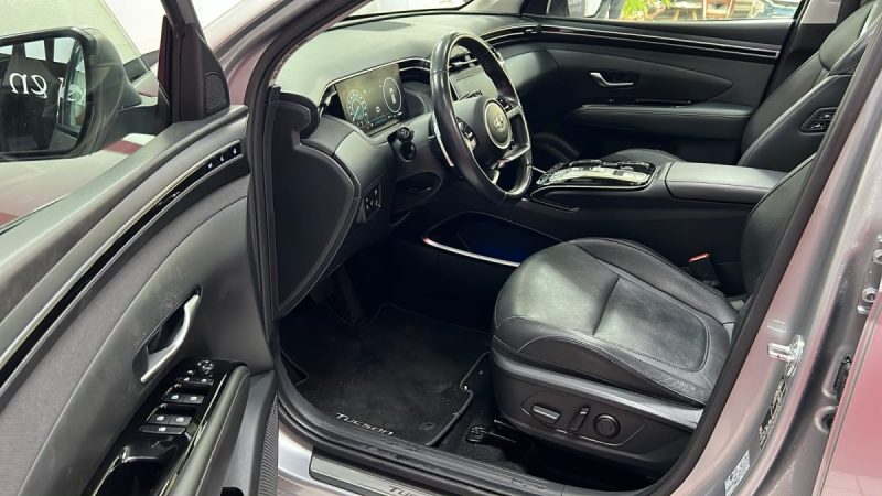 HYUNDAI TUCSON 1.6 SUV HYBRIDE ESSENCE 230cv EXECUTIVE TOIT PANORAMIQUE/1 ERE MAIN/TVA RECUPERABLE
