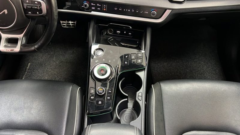 KIA SPORTAGE 1.6 HYBRIDE ESSENCE PHEV 265cv 4WD GT-LINE PREMIUM /1 ERE MAIN/TVA RECUPERABLE