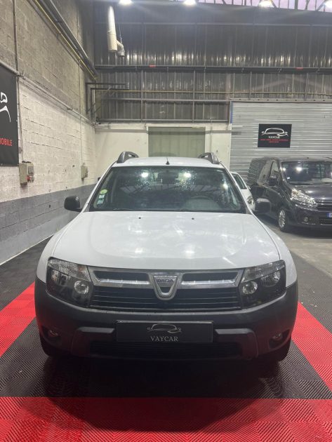 DACIA DUSTER 1.5 DCI 110 AMBIANCE 4X4, 1ère Main, Faible Kilométrage, Distribution Neuve  
