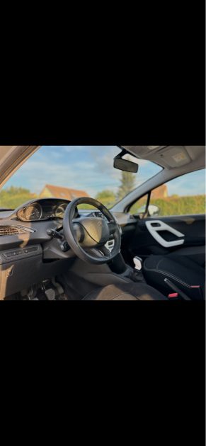 PEUGEOT 208 1.2  68 ACCESS  Garantie 12 mois 