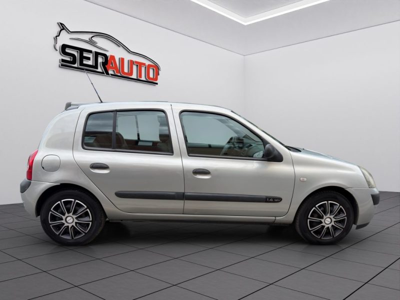 RENAULT CLIO CONFORT DYNAMIQUE1.4 16V 98CV BOITE AUTOMATIQUE  