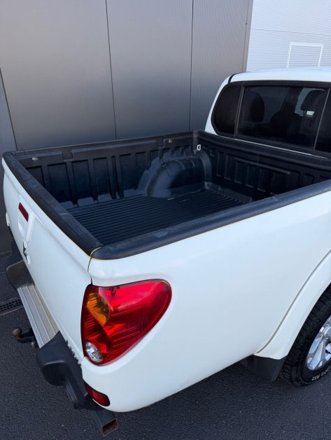 MITSUBISHI L200 - DOUBLE CAB - 2.5 TD - 178 CH - INTENSE - GARANTIE 3 MOIS 