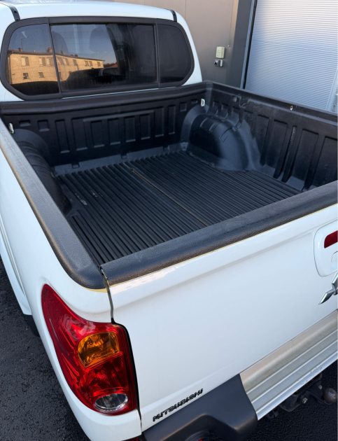 MITSUBISHI L200 - DOUBLE CAB - 2.5 TD - 178 CH - INTENSE - GARANTIE 3 MOIS 