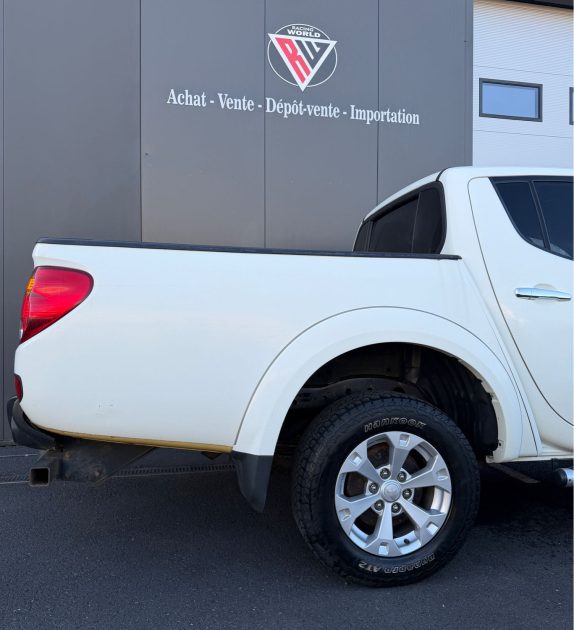 MITSUBISHI L200 - DOUBLE CAB - 2.5 TD - 178 CH - INTENSE - GARANTIE 3 MOIS 