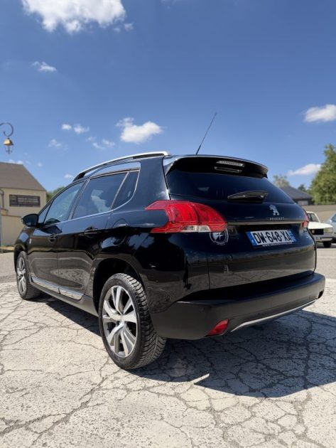 PEUGEOT 2008 CROSSWAY GARANTIE ET REVISÉ