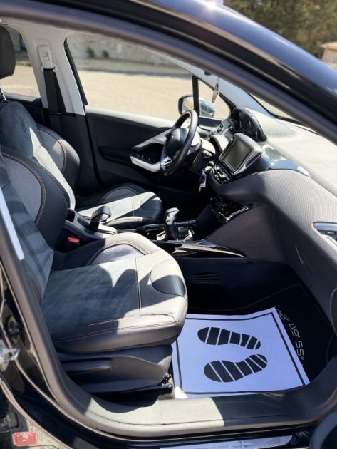PEUGEOT 2008 CROSSWAY GARANTIE ET REVISÉ