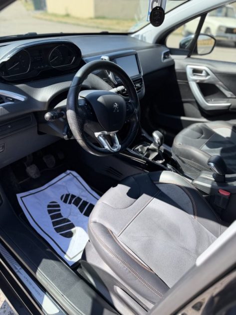 PEUGEOT 2008 CROSSWAY GARANTIE ET REVISÉ