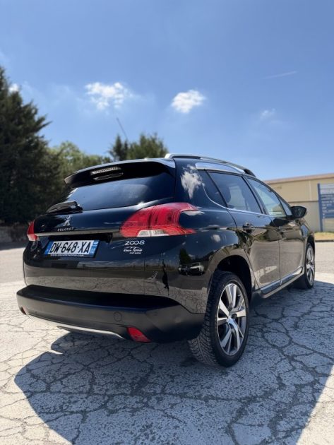 PEUGEOT 2008 CROSSWAY GARANTIE ET REVISÉ