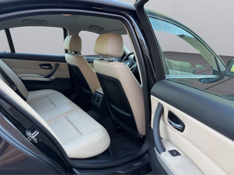 B.M.W. SERIE 3 E90 LCI 318D 143 EDITION EXECUTIVE