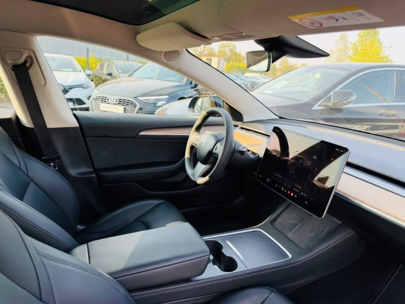 TESLA MODEL 3 AUTONOMIE STANDARD Plus RWD