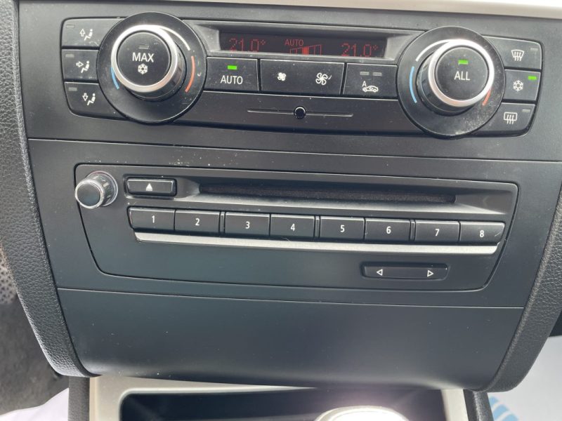 B.M.W. SERIE 1 118D SPORT DESIGN BA 2009