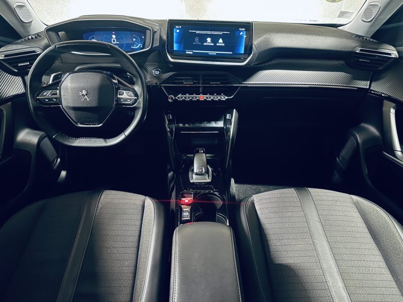 PEUGEOT 2008 1.5 BLUE HDI 130 ALLURE Business EAT8 2021