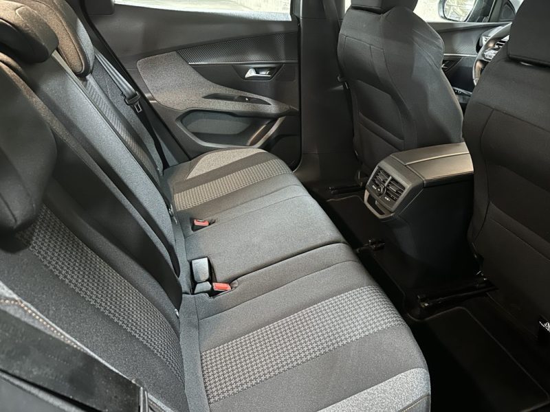 PEUGEOT 3008 1.5 BLUE HDI 130 ACTIVE EAT8 2022