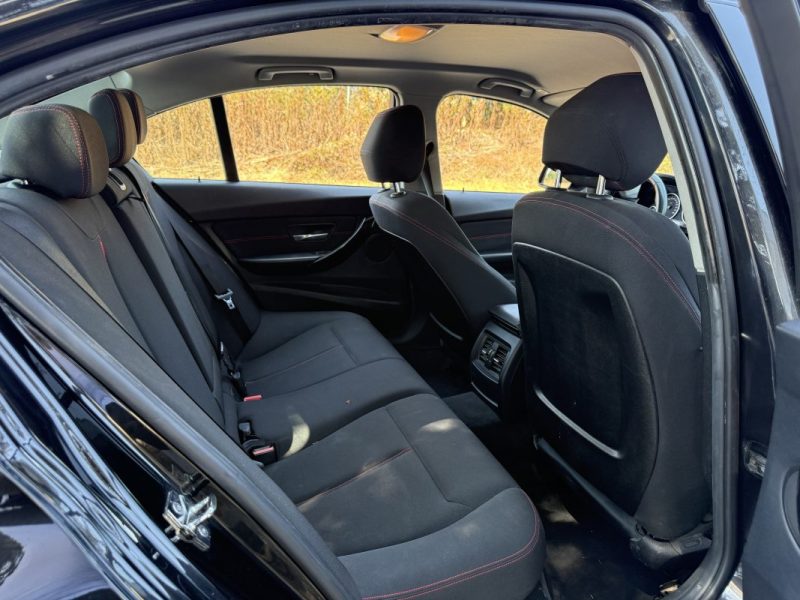 BMW Série 3 318dA 143ch Sport Boite Auto 