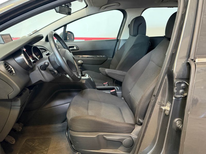 Peugeot 5008 1.6 HDI 112ch Business Pack 7 Places