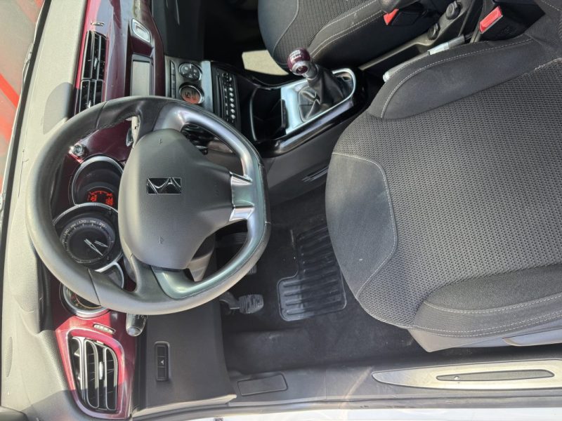 CITROEN DS3 1.6 HDI 90 AIRDREAM SO CHIC 2011