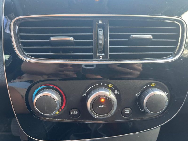 RENAULT Clio IV 75 ch Phase 2 1.5 dCi Energy Air Business Radar de Recul 