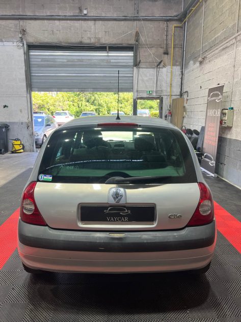 RENAULT CLIO LUXE PRIVILEGE 1.4 16V 2004, Climatisation, Régulateur de vitesse 