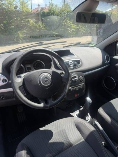 RENAULT CLIO 1.2 DYNAMIQUE 2010 - 88 324Kms - Climatisation - Premier Main - SUIVIT RENAULT