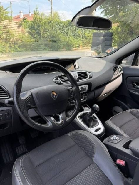 RENAULT SCENIC 1.5DCI BOSE EDITION 2016 - 82 830Kms - BOSE - Premier Main - SUIVIT RENAULT