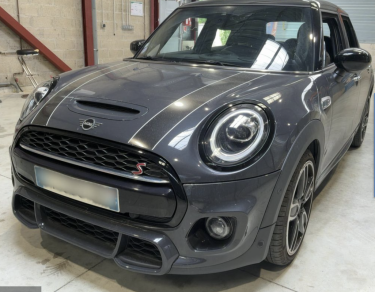 MINI COOPER S 192 JOHN COOPER WORKS / TOIT OUVRANT / UHD / HARMAN KARDON / AFF TETE HAUTE 