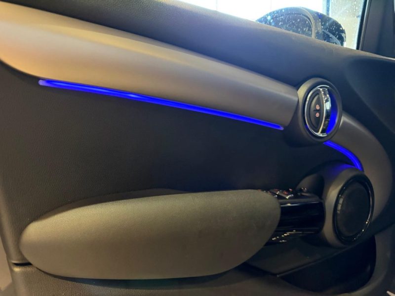 MINI COOPER S 192 JOHN COOPER WORKS / TOIT OUVRANT / UHD / HARMAN KARDON / AFF TETE HAUTE 