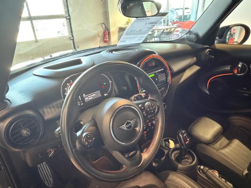 MINI COOPER S 192 JOHN COOPER WORKS / TOIT OUVRANT / UHD / HARMAN KARDON / AFF TETE HAUTE 