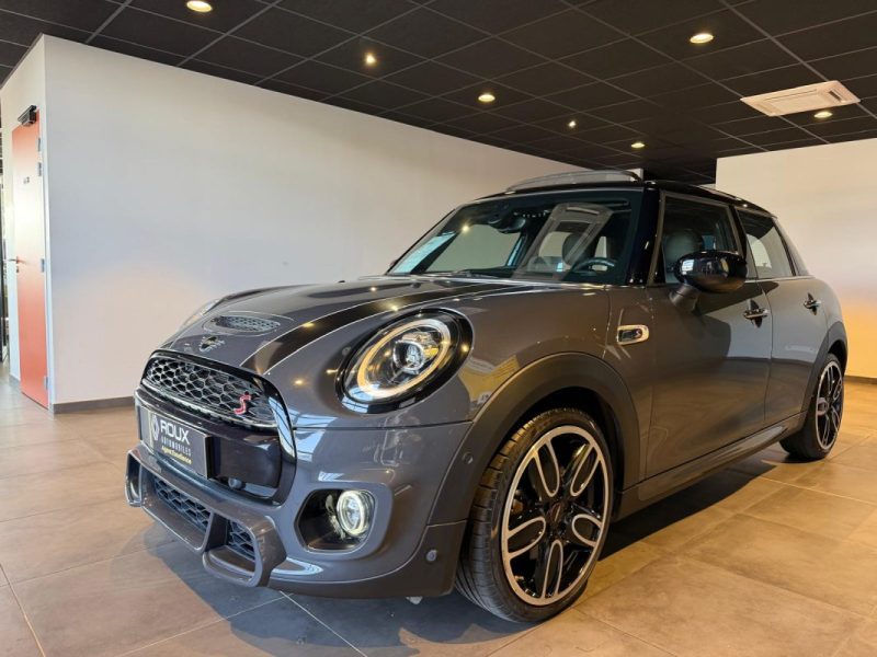 MINI COOPER S 192 JOHN COOPER WORKS / TOIT OUVRANT / UHD / HARMAN KARDON / AFF TETE HAUTE 