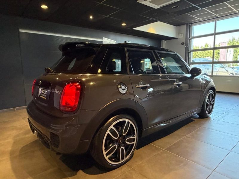 MINI COOPER S 192 JOHN COOPER WORKS / TOIT OUVRANT / UHD / HARMAN KARDON / AFF TETE HAUTE 