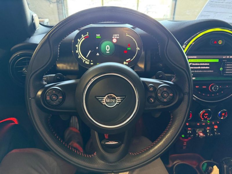 MINI COOPER S 192 JOHN COOPER WORKS / TOIT OUVRANT / UHD / HARMAN KARDON / AFF TETE HAUTE 