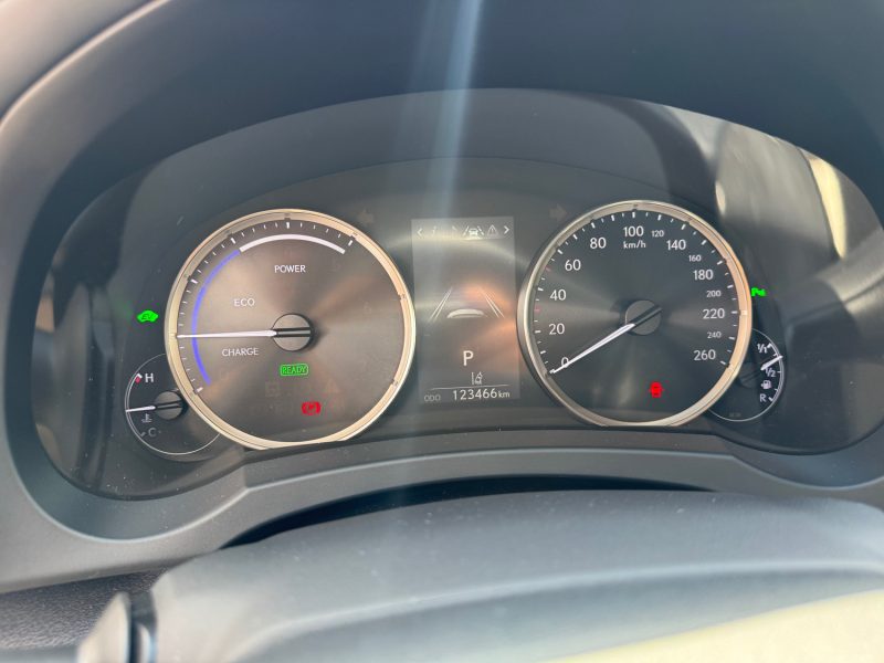 LEXUS IS 300H PACK BUISNESS 181CV 2020 1ERE MAIN GARANTIE