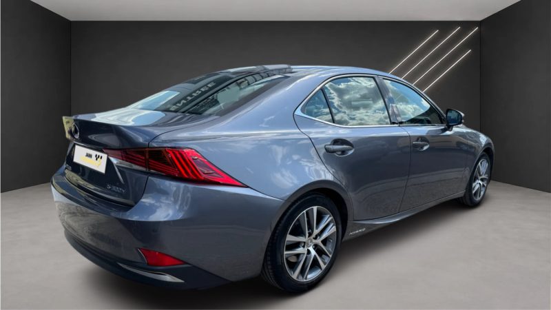 LEXUS IS 300H PACK BUISNESS 181CV 2020 1ERE MAIN GARANTIE